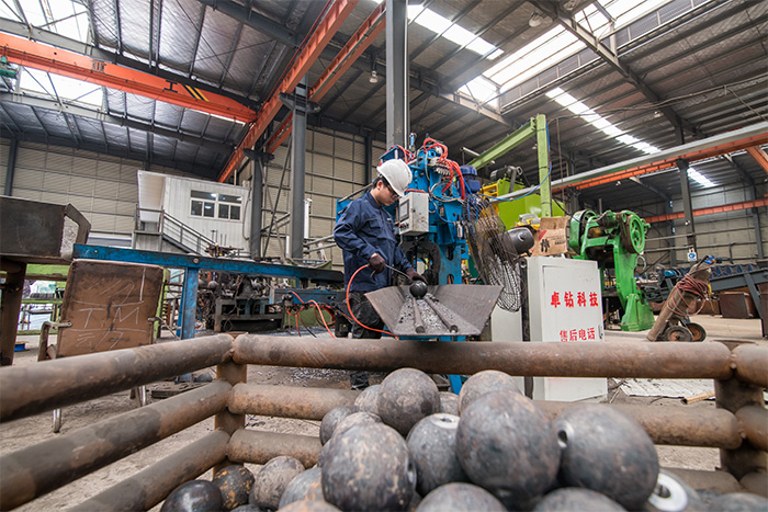 石狮网架配件-螺栓球加工车间